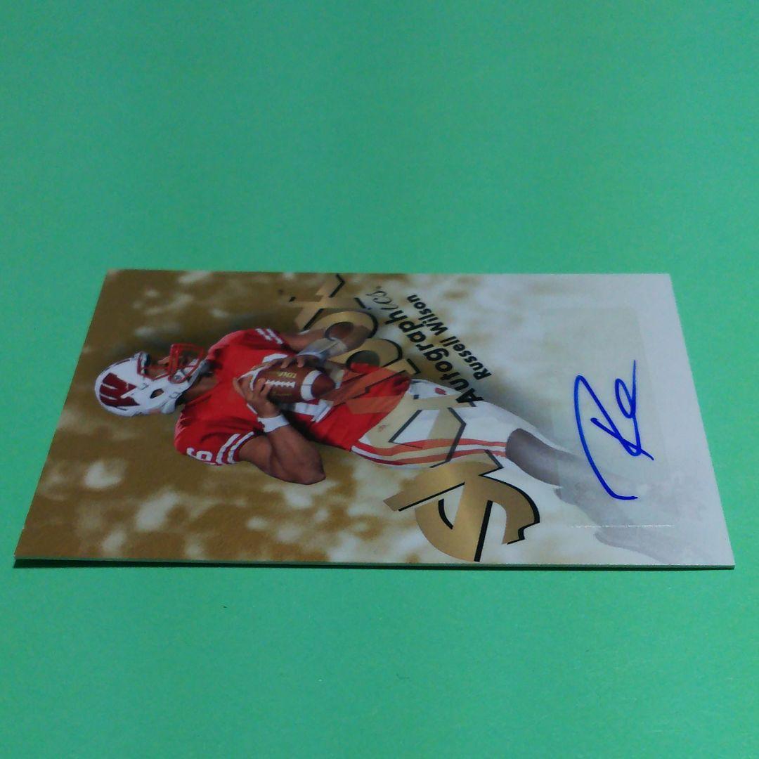 RUSSELL WIlSON　ラッセル ウイルソン　直筆サイン　AUTO　NFL