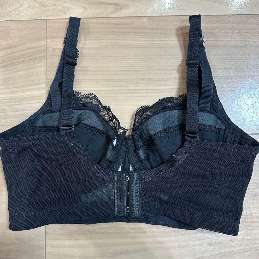 LALA グラントイーワンズ