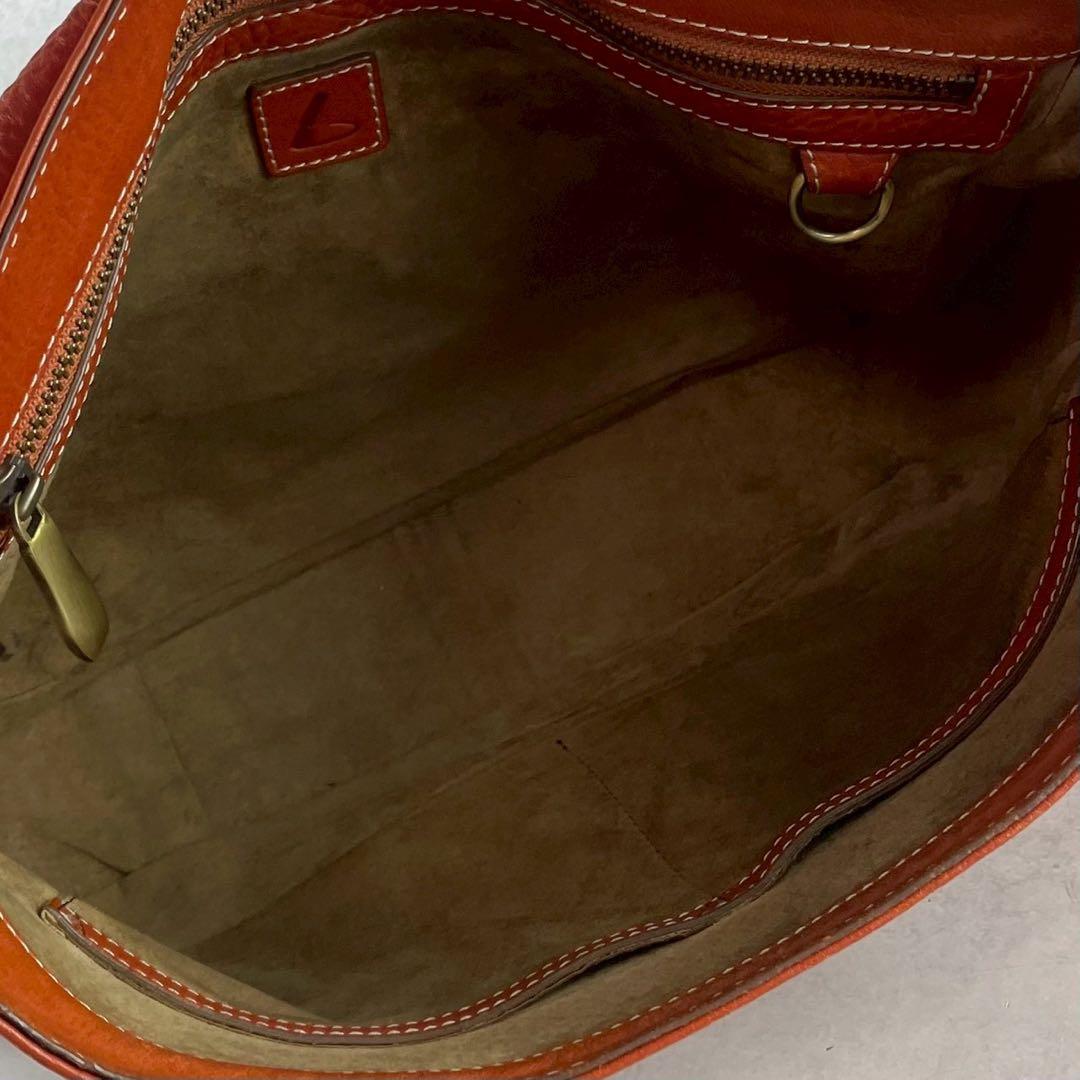 美品 土屋鞄 メッセンジャーバッグ トーンオイルヌメ レザー A4可 茶