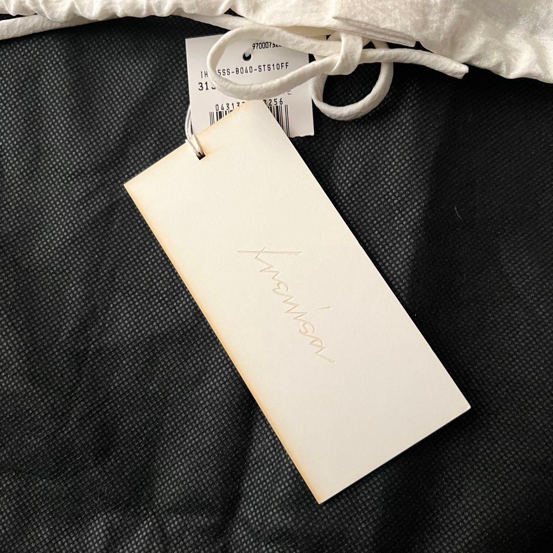 未使用タグ付 IRENISA イレニサ 長袖シャツ ブラウス 白 2025年製