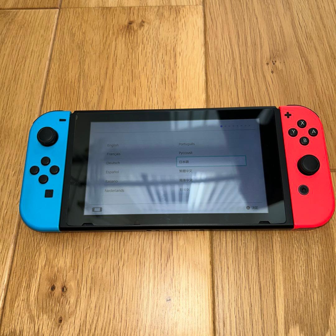 NINTENDO SWITCH 本体　2021年製