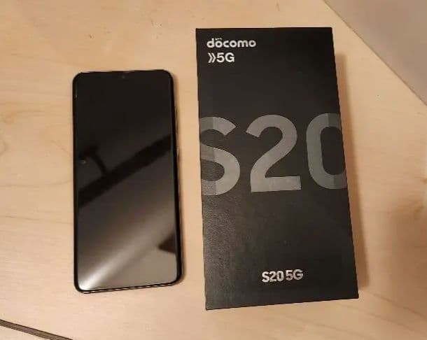 Samsung Galaxy S20 箱、付属品付き　simフリー