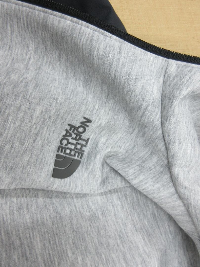 THE NORTH FACEノースフェイス　リバーシブルジャケットNT62186