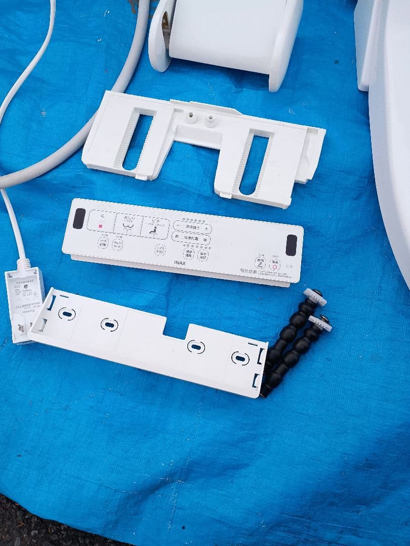 2023年製 LIXILシャワー便座CW-KA31/BW1オマケあり