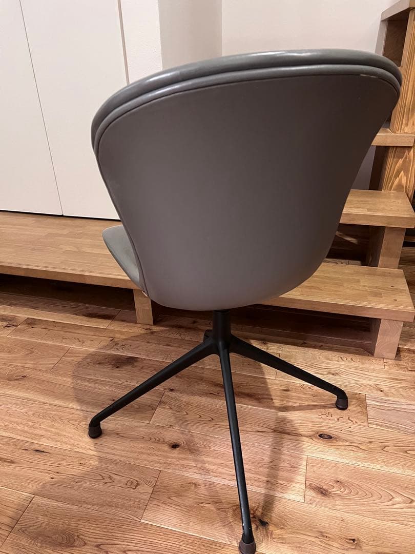 【のびさん専用】ボーコンセプト Adelaide チェア チタングレーレザー