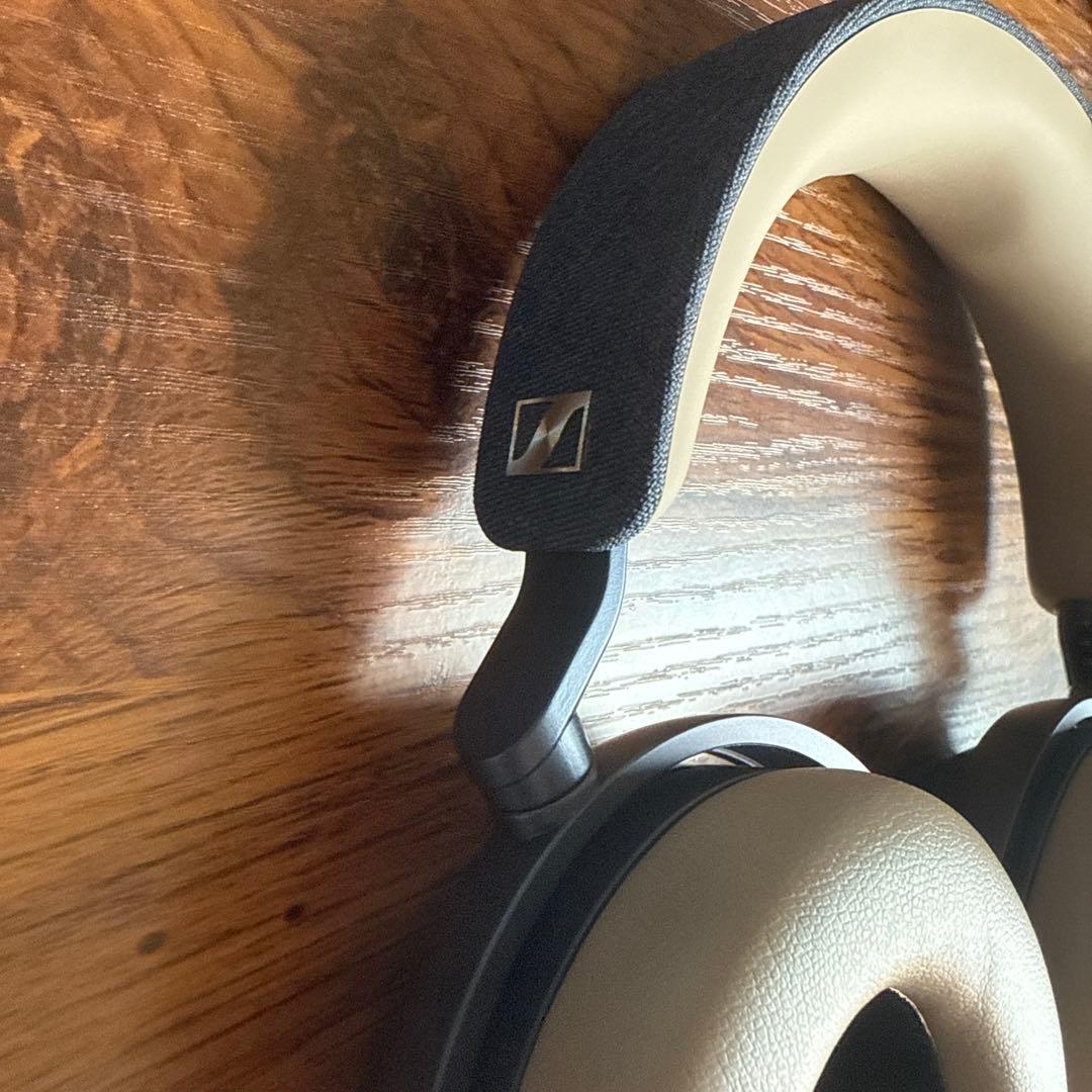 極美品 Sennheiser MOMENTUM 4 1度のみ使用