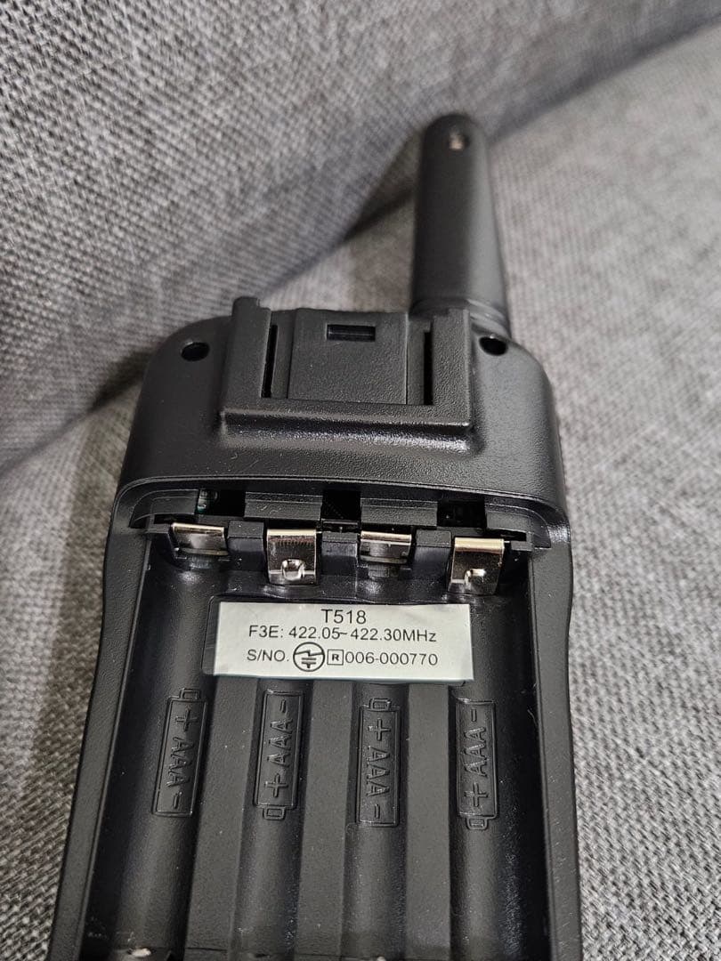 トランシーバー 4台セット　無線機 免許不要 本体