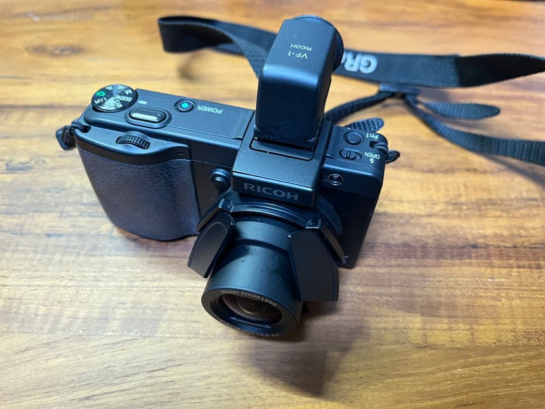 RICOH リコーGX200 オプション多数あり