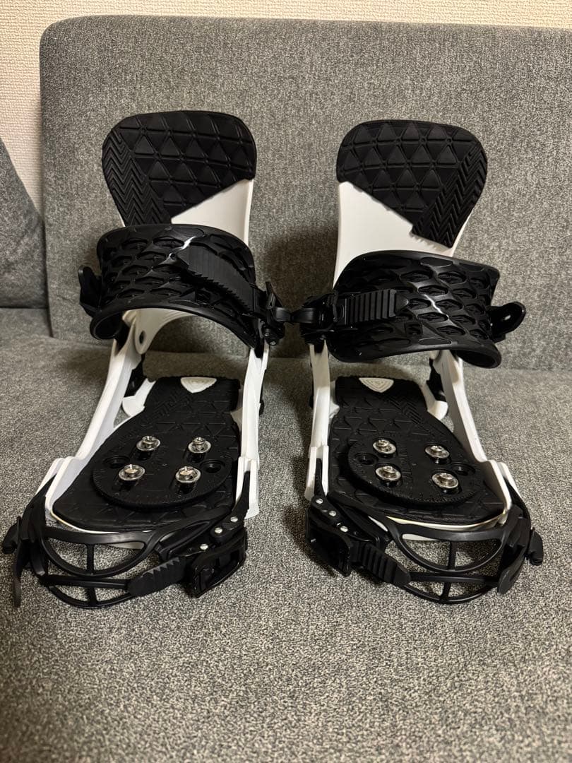 SALOMON TRIGGER Mサイズ　中古