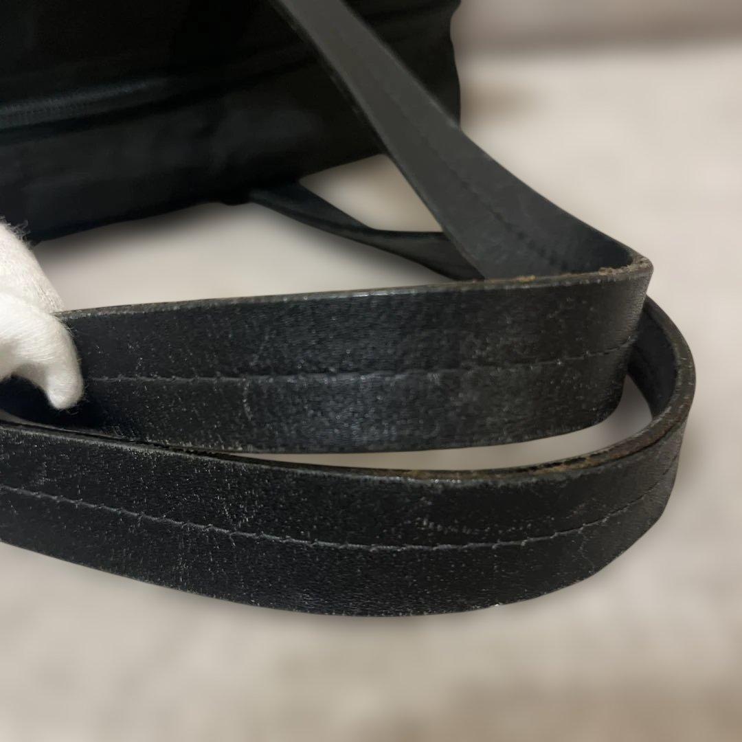 PRADA ミニボストンバッグ　三角プレート