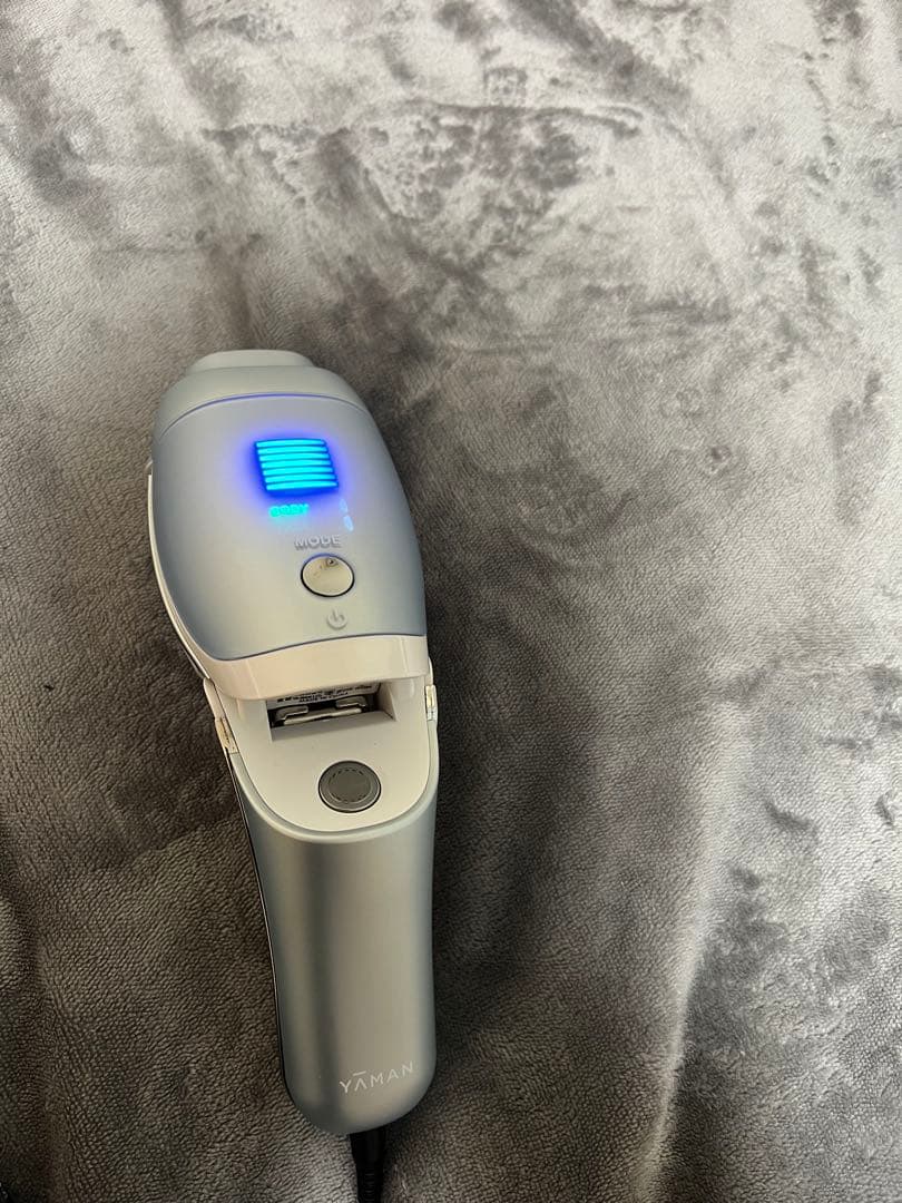 中古　ya-man 脱毛器　レイボーテRフラッシュハイパープロ