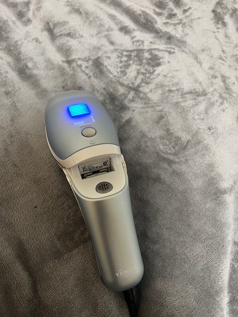 中古　ya-man 脱毛器　レイボーテRフラッシュハイパープロ