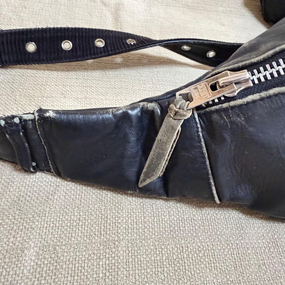 schott ショット パデッド レザー ボディバッグ 黒