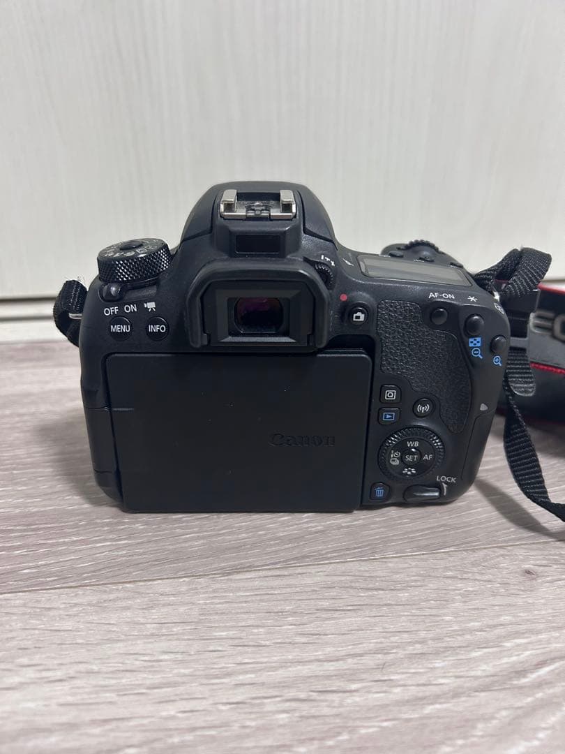 R*P様 Canon EOS 9000D デジタル一眼レフカメラ