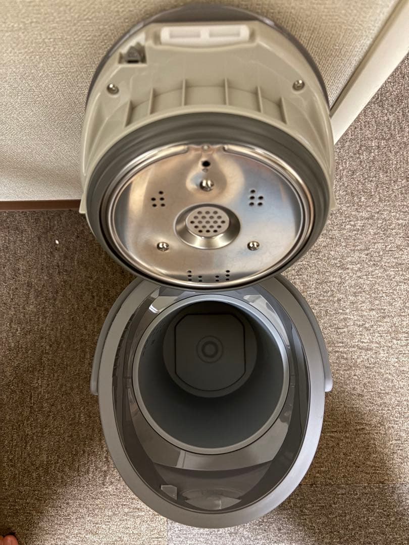 グレー 円筒形 加湿器 タッチパネル