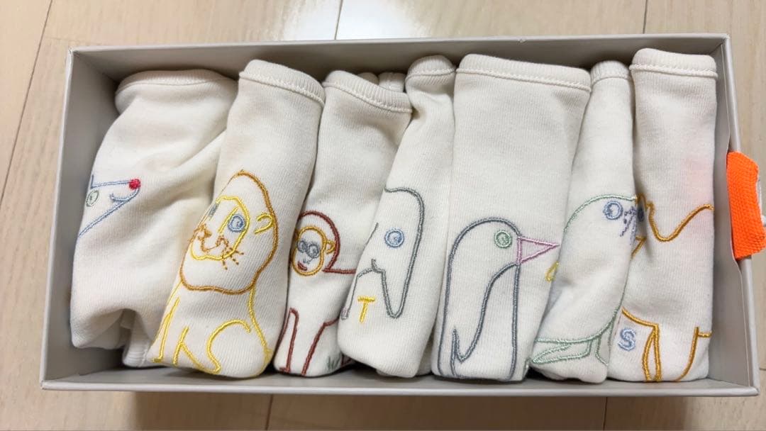 ステラマッカートニー　動物刺繍スタイ7枚セット
