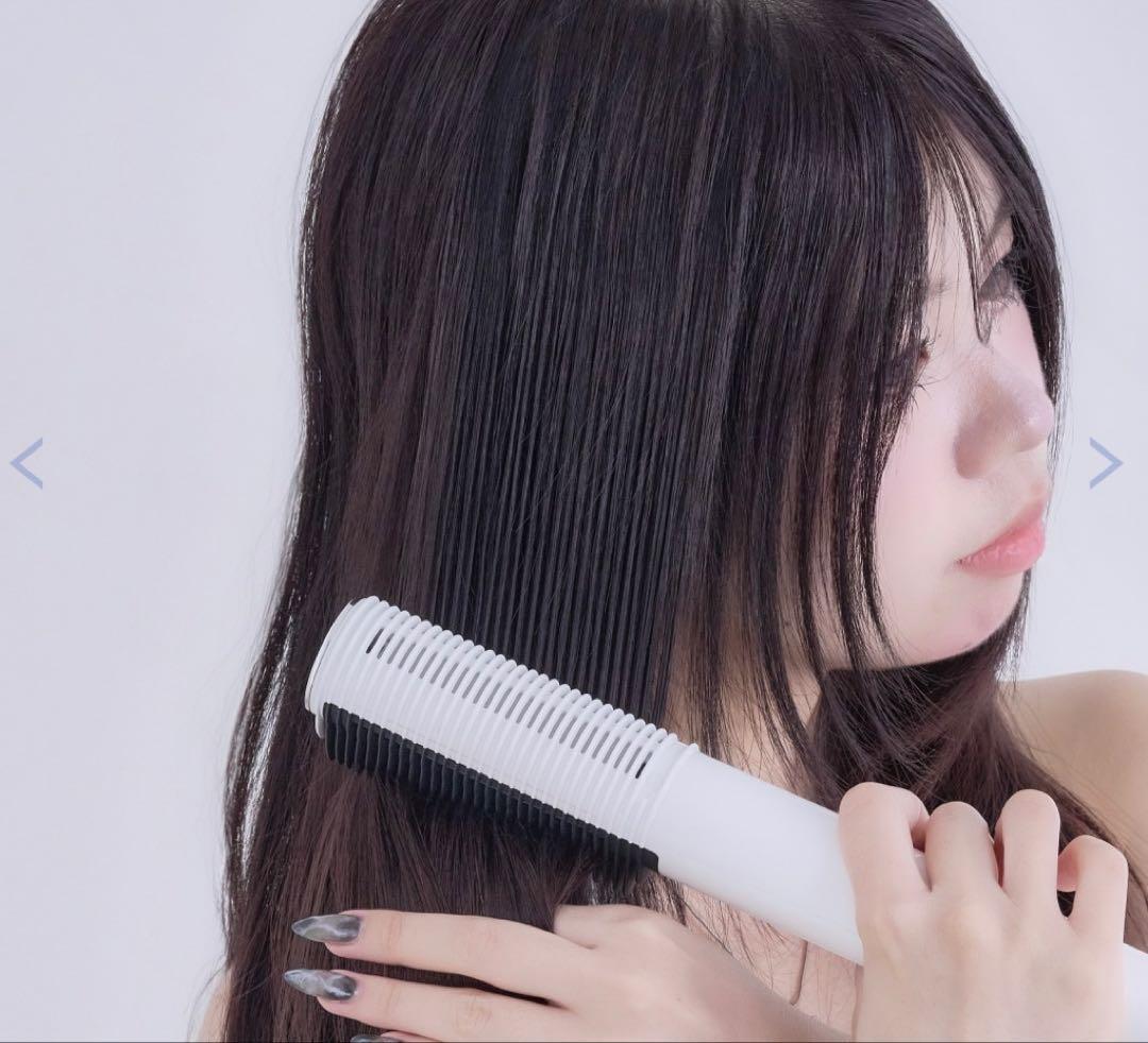 ELEMEIA COMB STRAIGHTENER ホワイト
