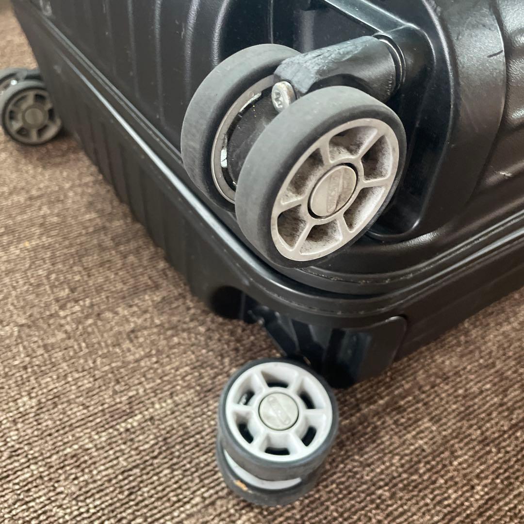 RIMOWA サルサ　キャリーケース　四輪