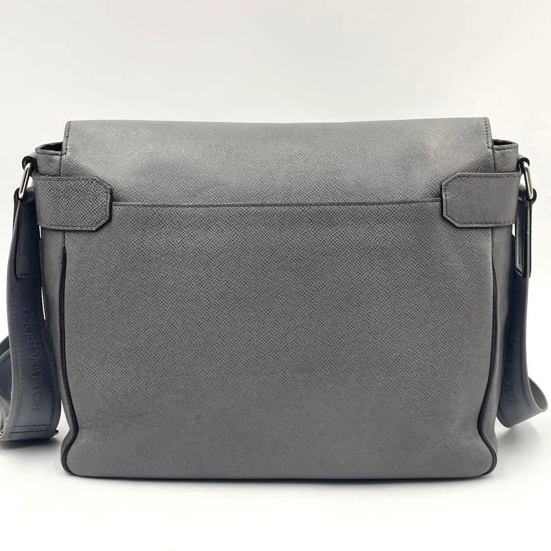 ルイヴィトン タイガ ロマンMM グラシエ ショルダーバッグ クロスボディ