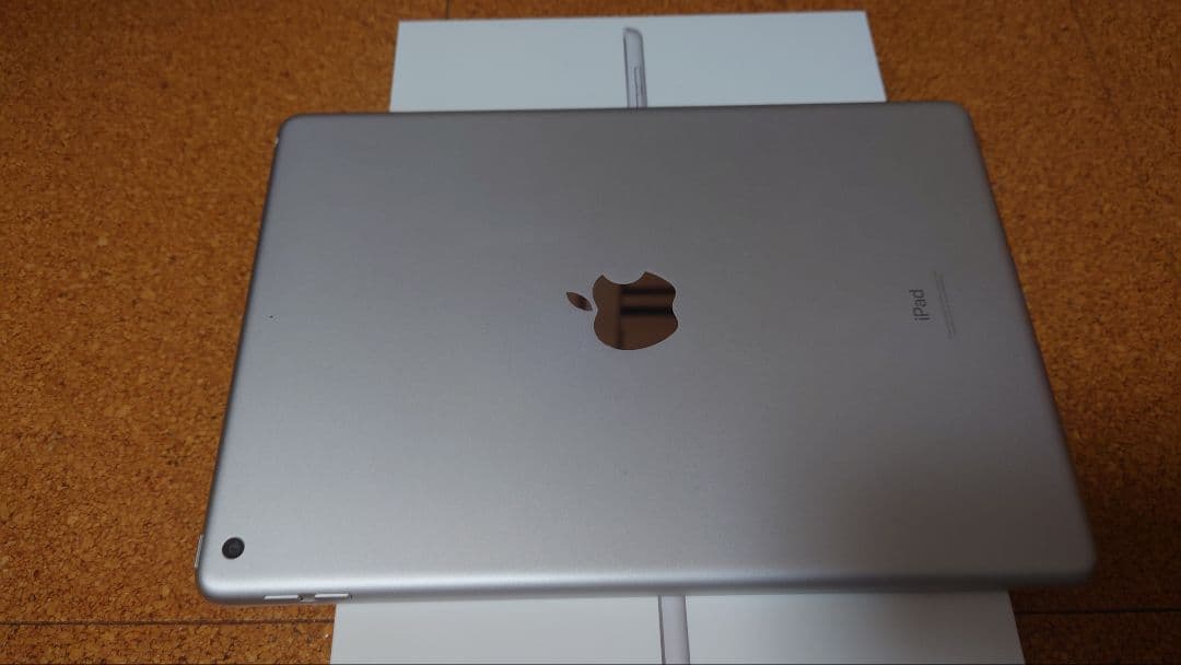 ipad 第9世代 256GB　WiFiモデル　シルバー