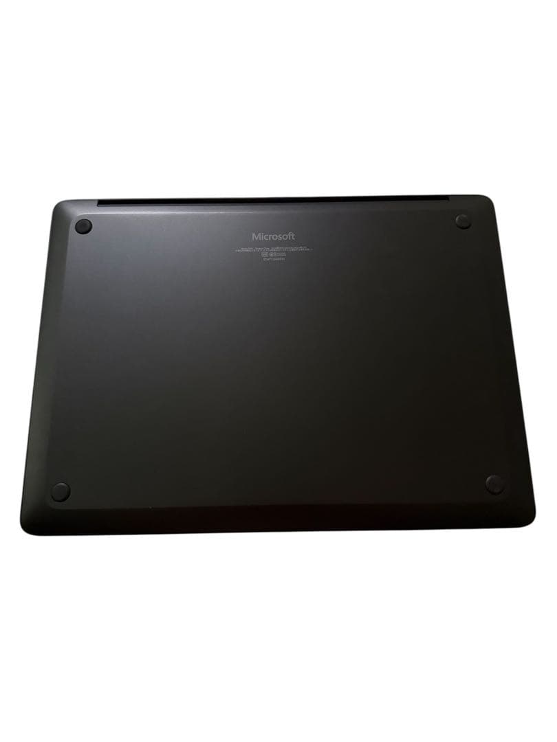 ナ*マ様 Surface laptop 美品　充電器付き