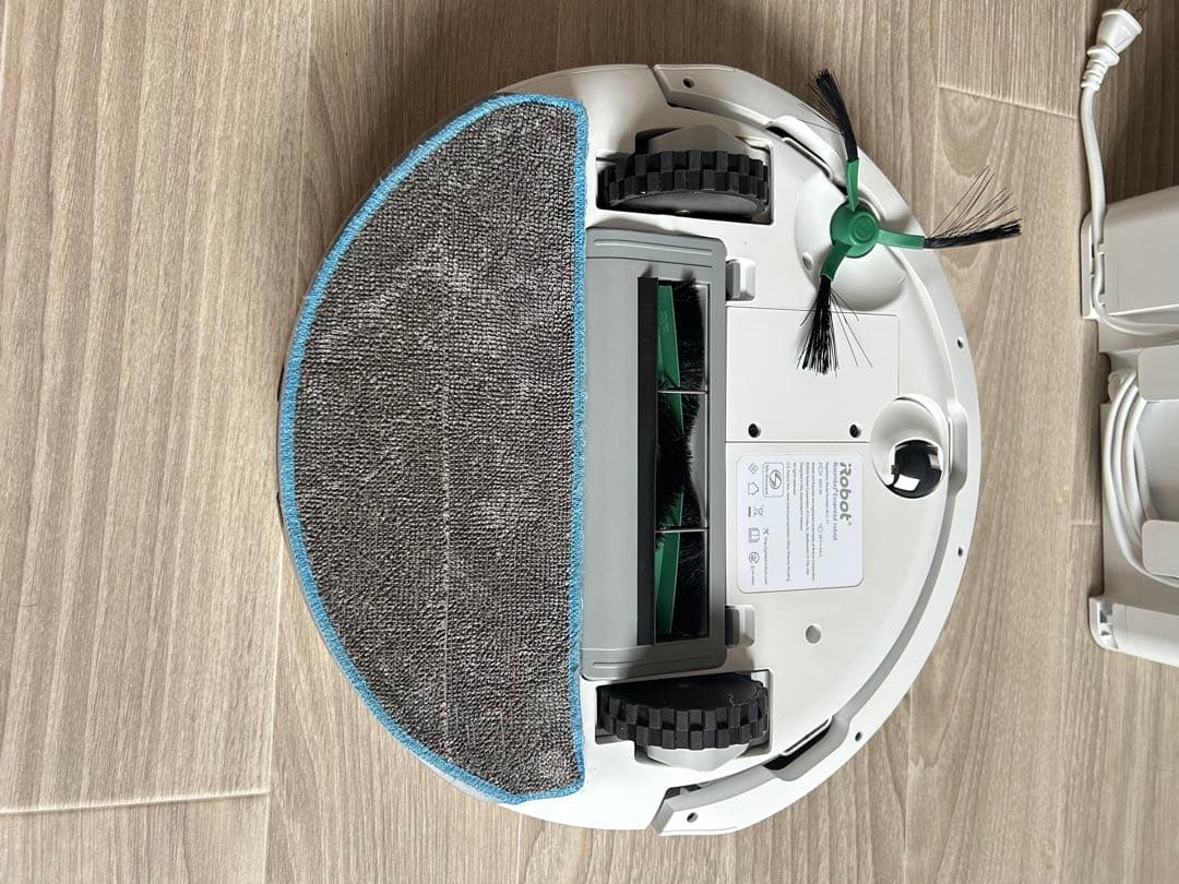 【紙パック5枚付】ルンバ コンボ2 Essential ホワイトY051260