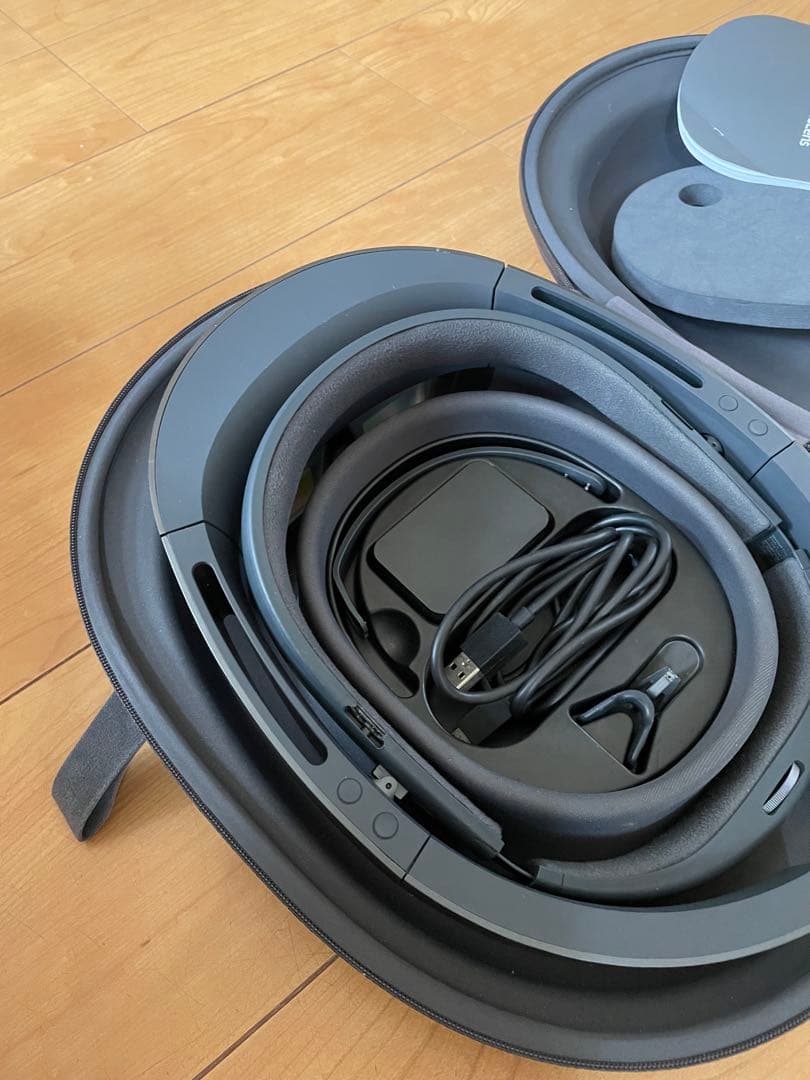 Windowsノート本体 Microsoft Hololends