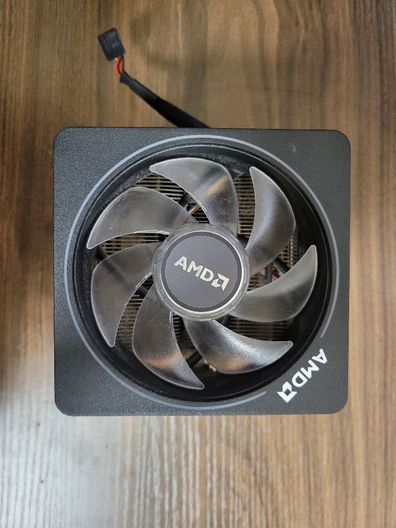 CPU AMD Ryzen 7 CPU + TUF GAMING X570-PLUS