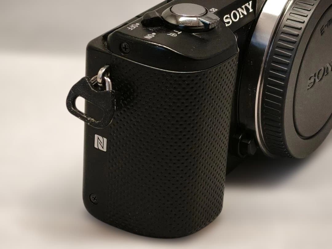 SONY α5000