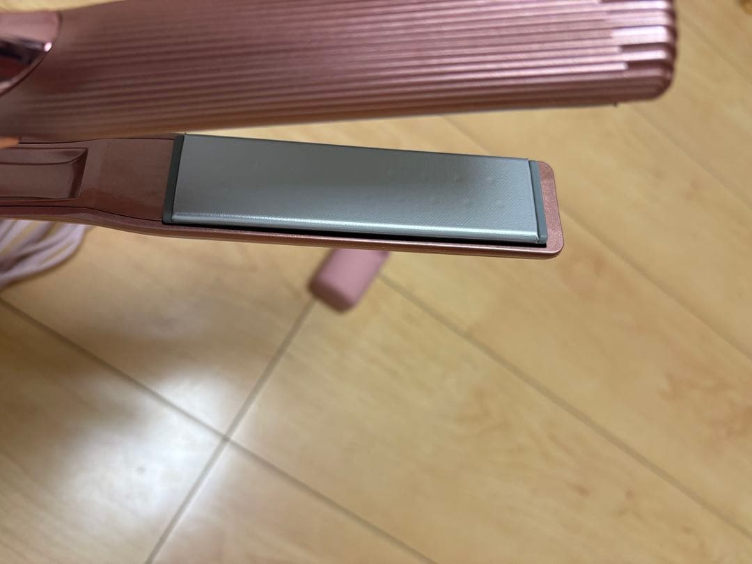 リファストレートヘアアイロン プロピンク