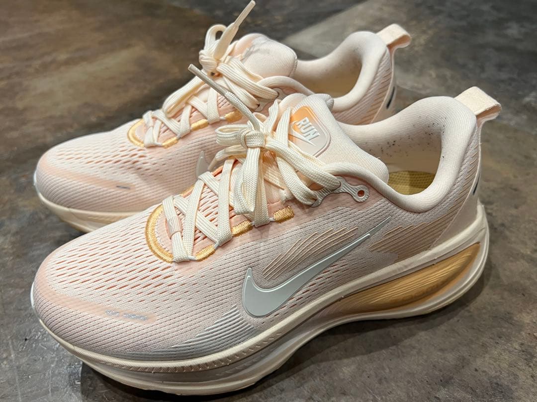 NIKE ズーム　ボメロ18 レディース　マラソン