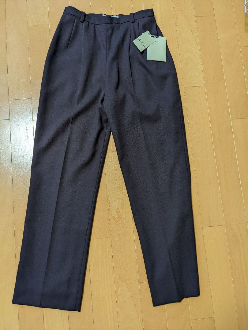 [新品] アクアスキュータムパンツスーツ