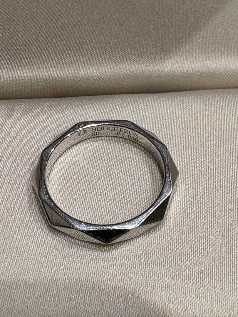 ブシュロン ファセットリング50 ミディアム