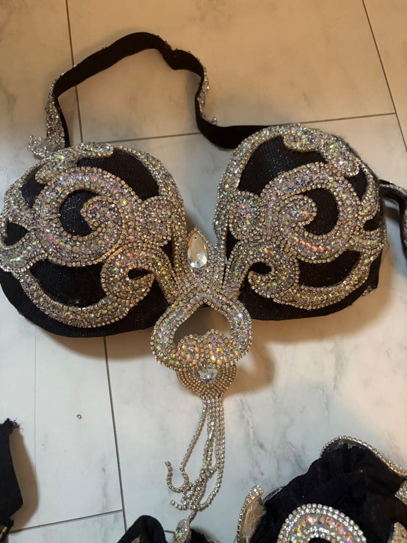 エレガントなベリーダンス衣装 ブラック