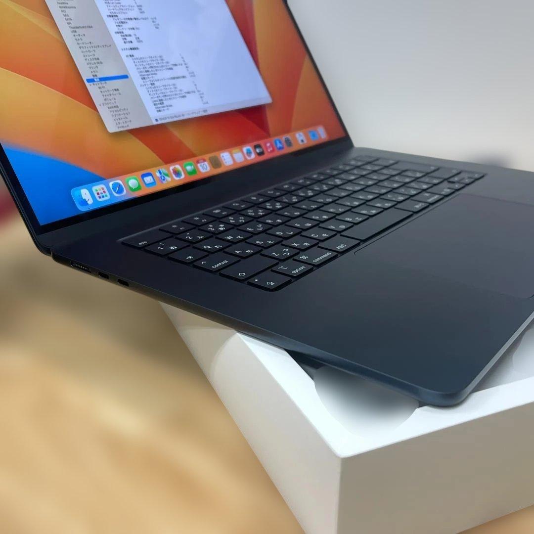 新品同様MacBook Air 15インチ M4チップ 512GB ミッドナイト