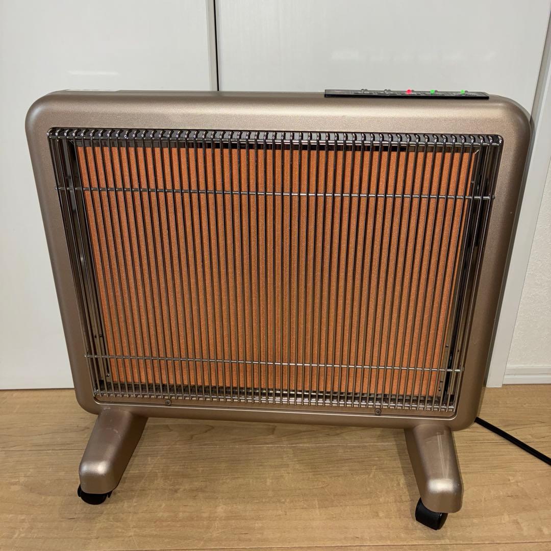 日本遠赤外線株式会社　サンルミエ・エクセラ7 ヒーター　n700l-gr