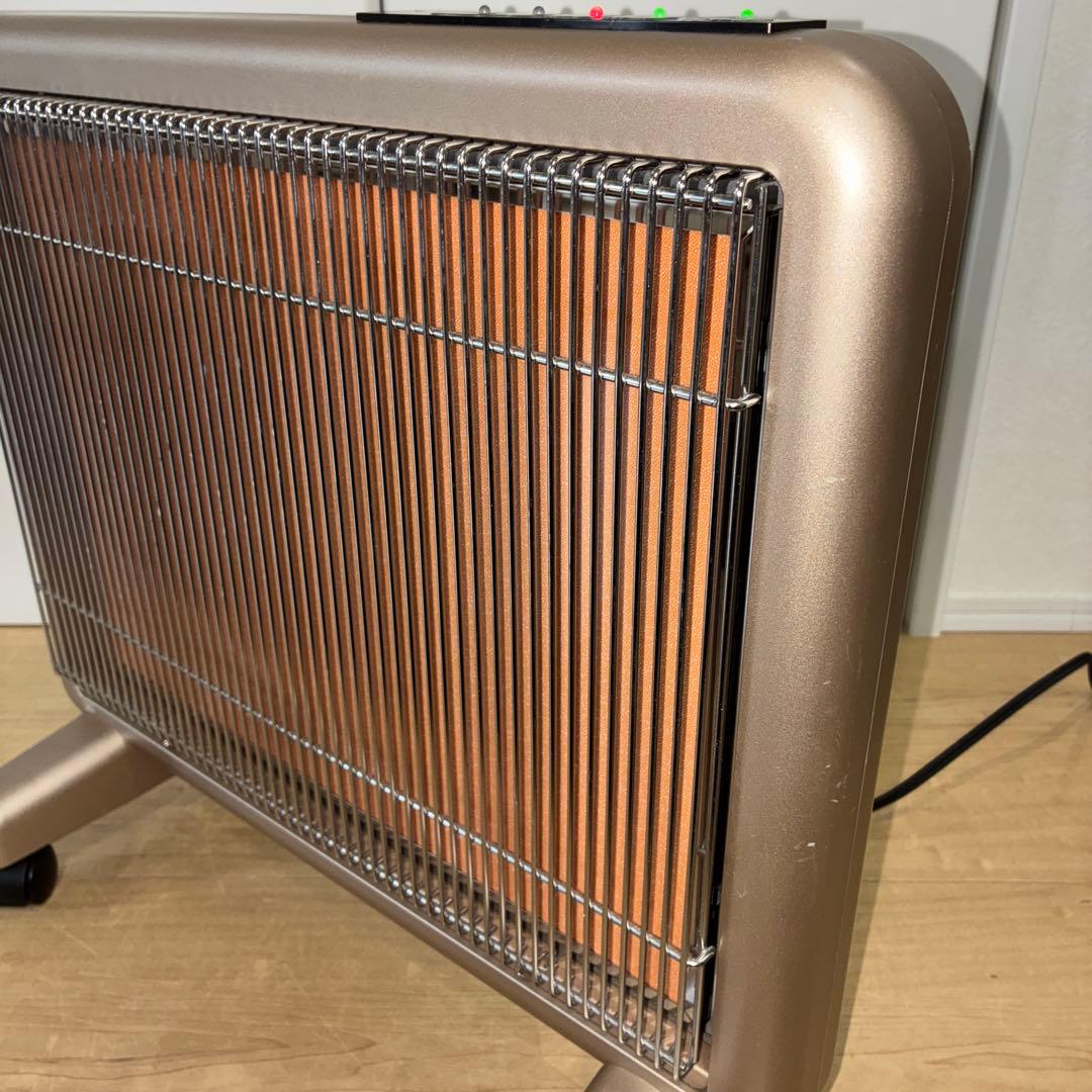 日本遠赤外線株式会社　サンルミエ・エクセラ7 ヒーター　n700l-gr