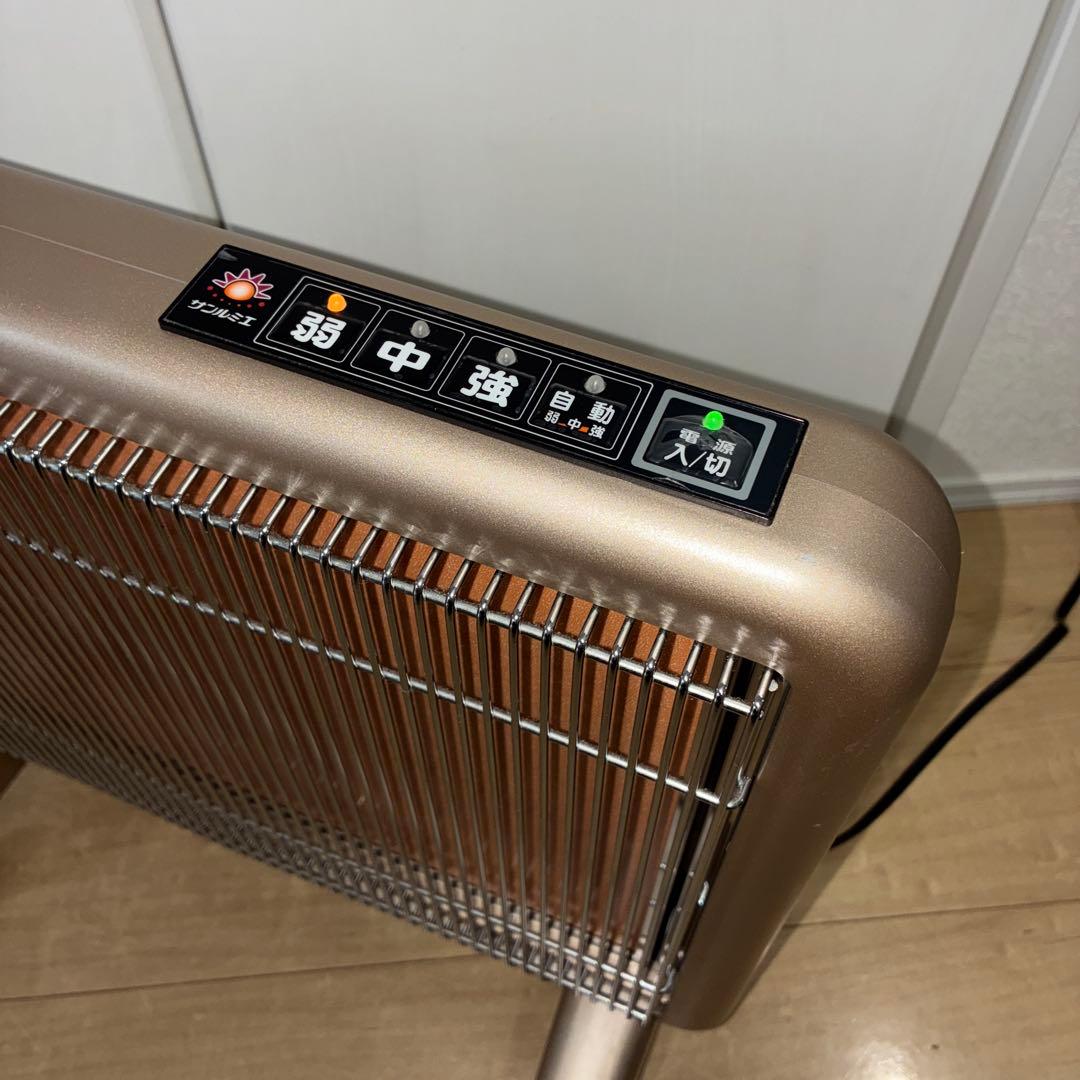 日本遠赤外線株式会社　サンルミエ・エクセラ7 ヒーター　n700l-gr