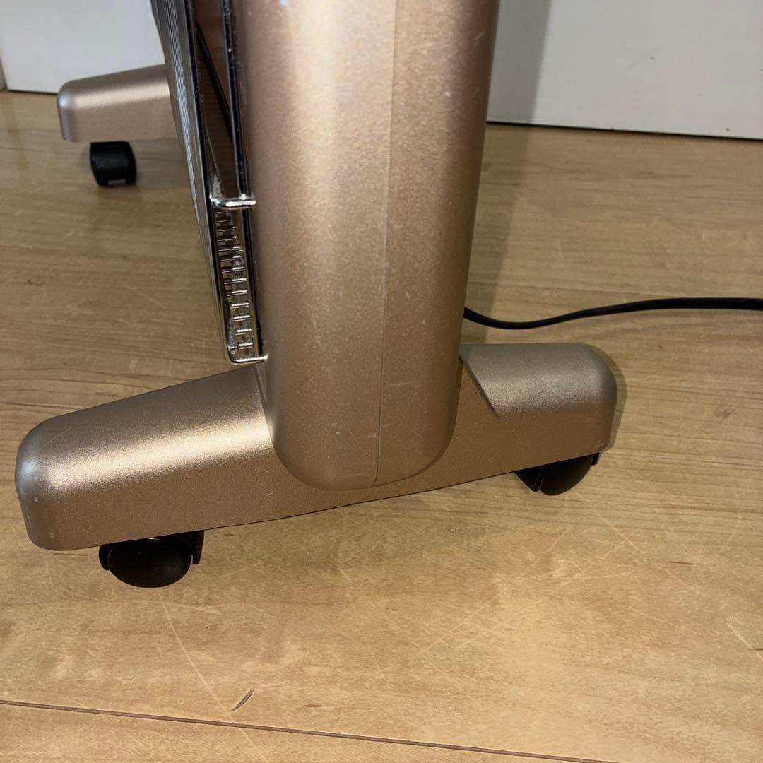 日本遠赤外線株式会社　サンルミエ・エクセラ7 ヒーター　n700l-gr