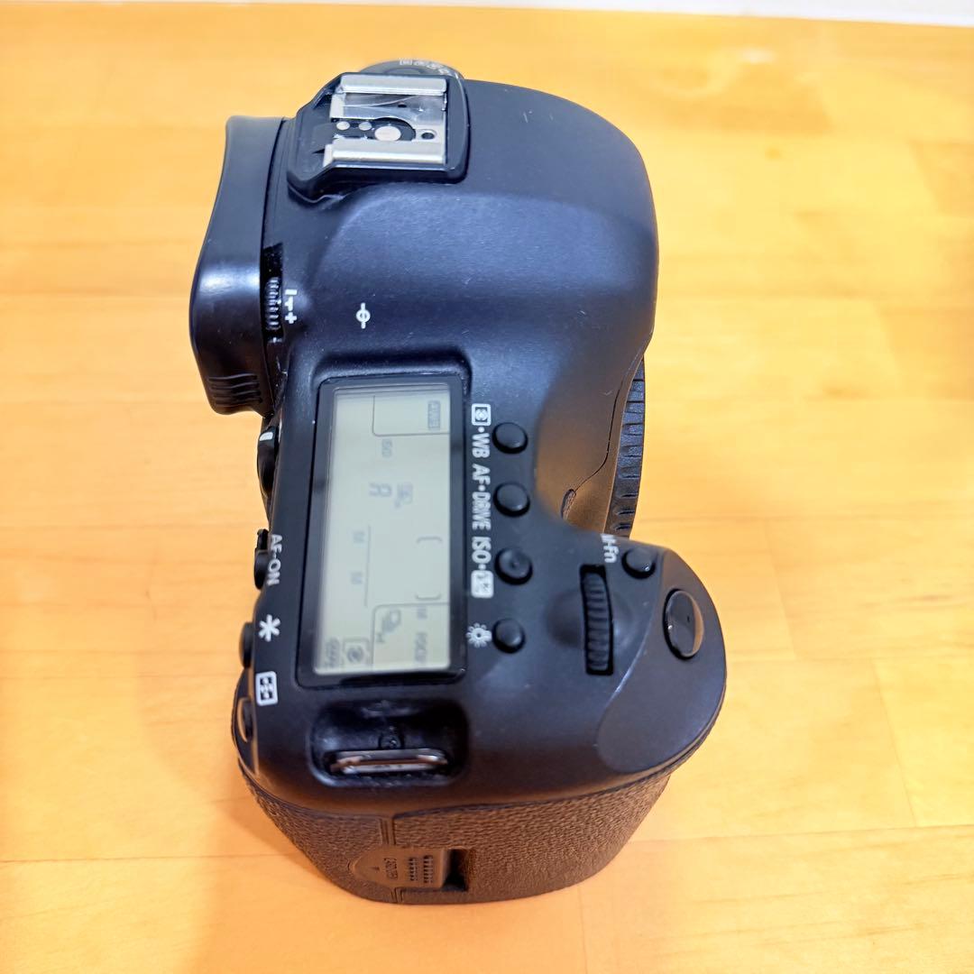CANON EOS 5D MARK III キャノン　デジカメ　一眼　デジタル