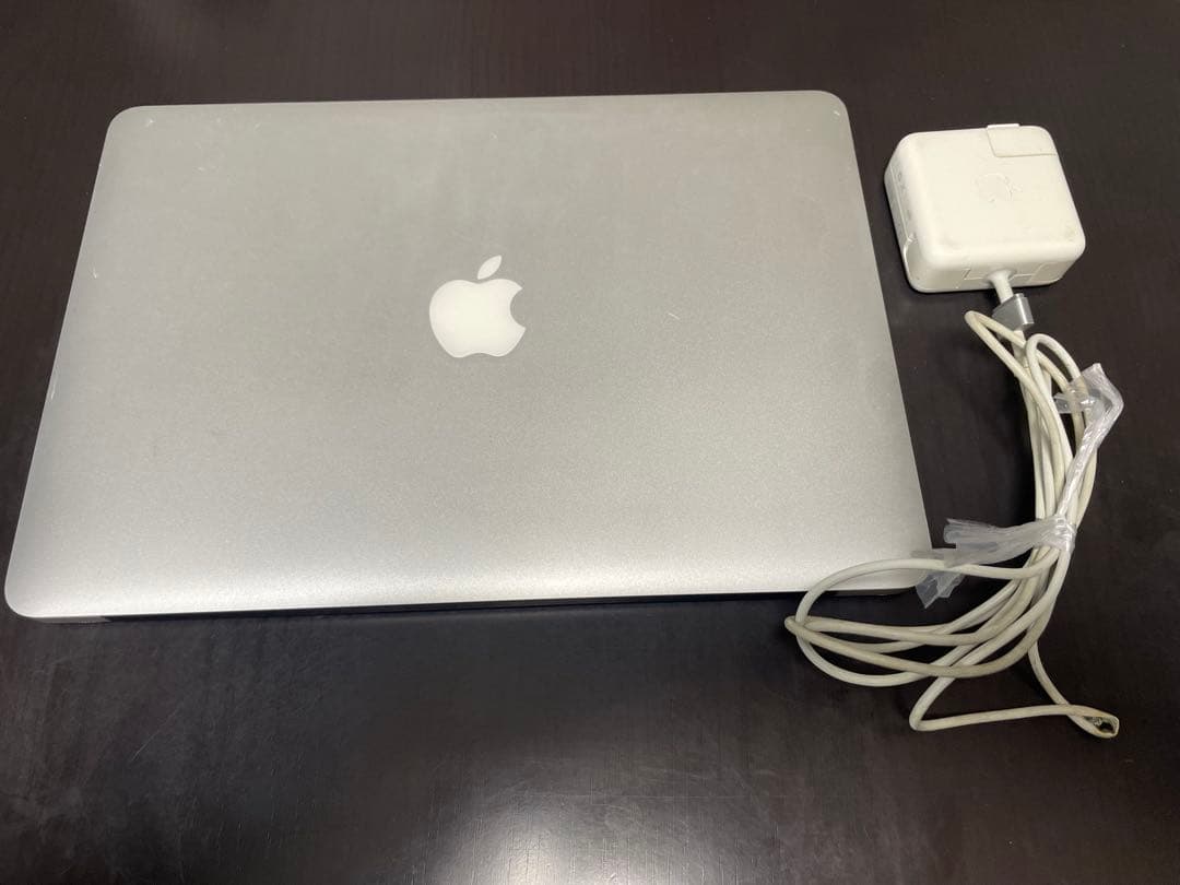 動作品 MacBookAir Mid SSD128GB A1466 アップル