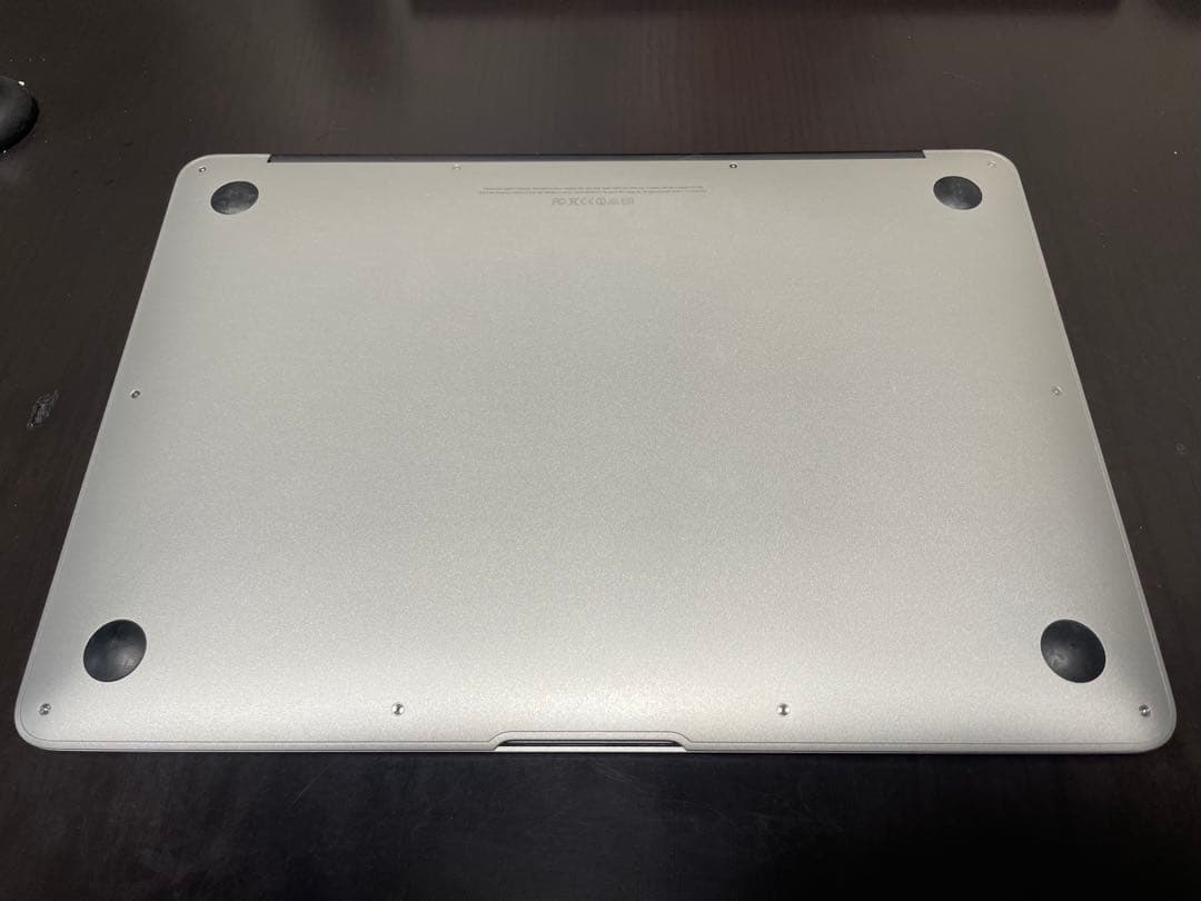 動作品 MacBookAir Mid SSD128GB A1466 アップル