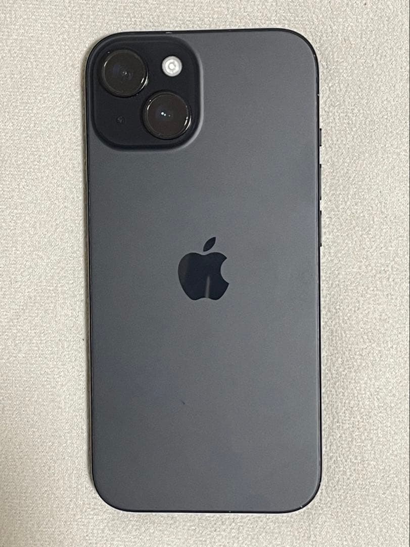 Apple iPhone 15 スペースグレー 本体