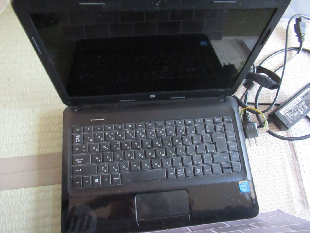 ★ノート型パソコン　HP 1000-1401TU エントリーモデル