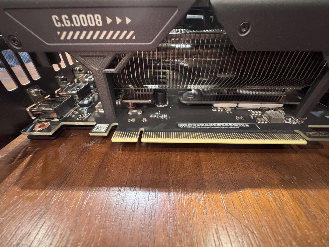 グラフィックボード・グラボ・ビデオカード ASUS TUF Gaming GeForce RTX 4070 SUPER