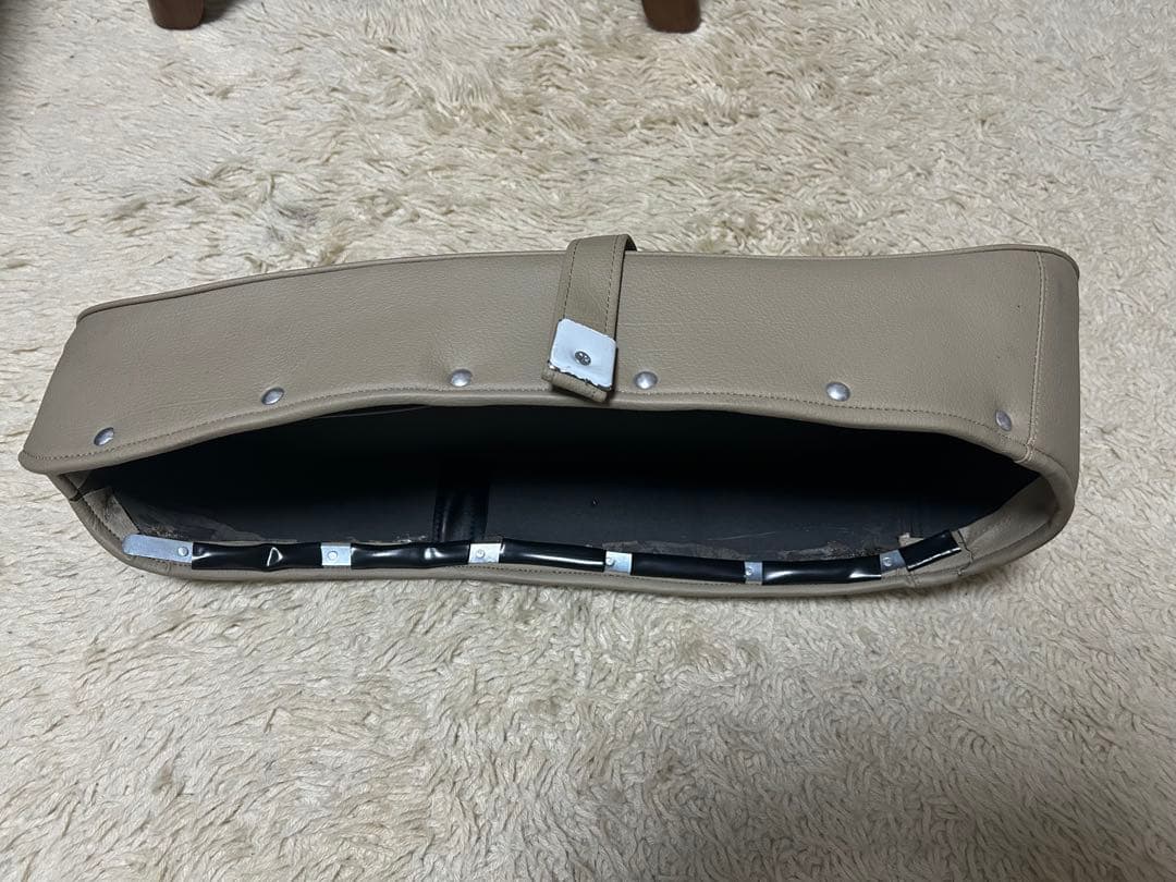 P*0様 ランブレッタ3型　ベージュシートカバー(表皮)