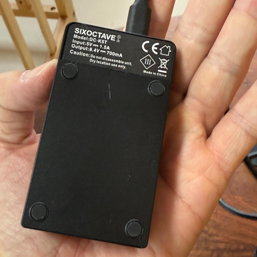 Nikon ニコン D5600 デジタル一眼レフカメラ