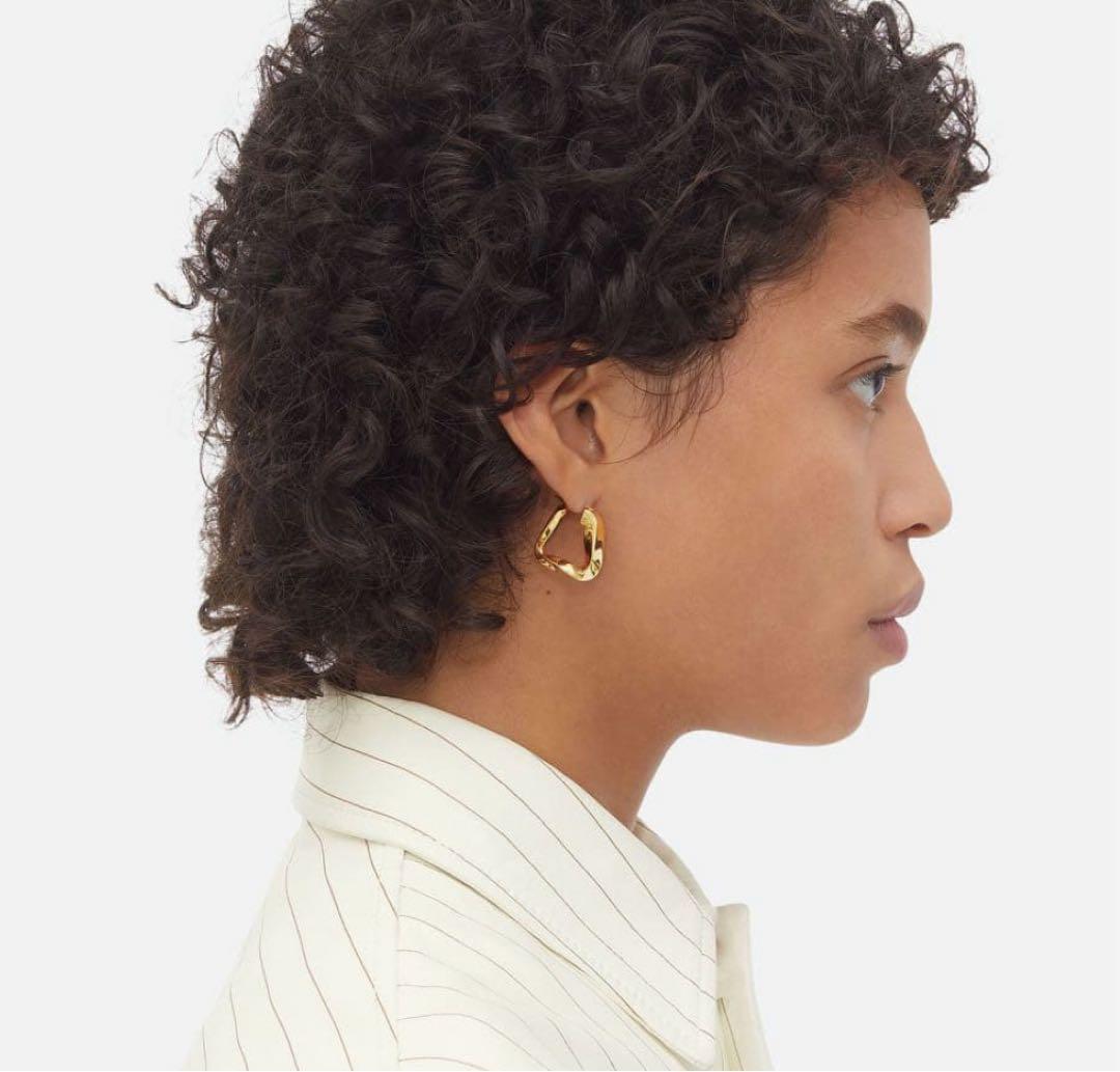 ボッテガヴェネタ トライアングルピアス ゴールド シルバー925