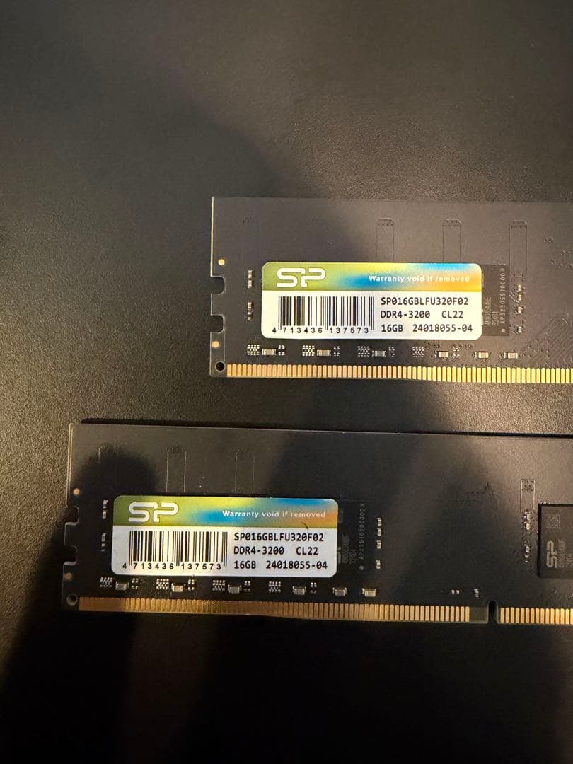 シリコンパワー DDR4-3200 16gb×2 PC4-25600