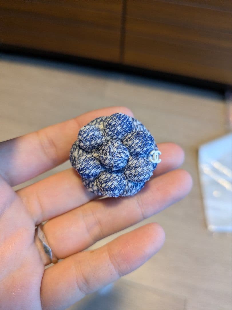 Chanel　シャネル　カメリア　ブローチ